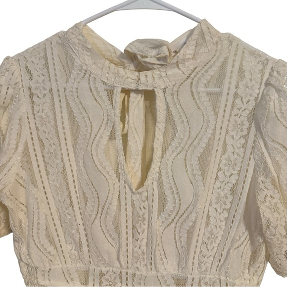 ๐น๐๐ข๐๐ข + ๐๐๐๐ ๐๐ฆ๐ข๐ก ๐๐๐๐ ๐ฃ๐๐ฃ๐๐จ๐ ๐๐๐ฌ๐๐ข๐๐ ๐ง๐ข๐ฃ - Picture 3 of 8